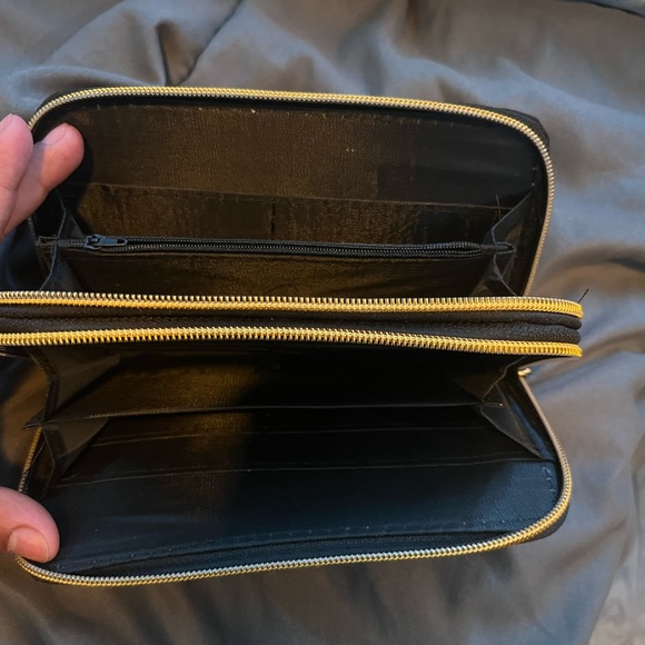 Wristlet wallet - Picture 3 of 3